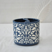 Load image into Gallery viewer, Blue And White Bathroom Accessory Set