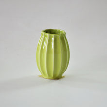Cargar imagen en el visor de la galería, Apple Green Chartreuse Ceramic Bathroom Set